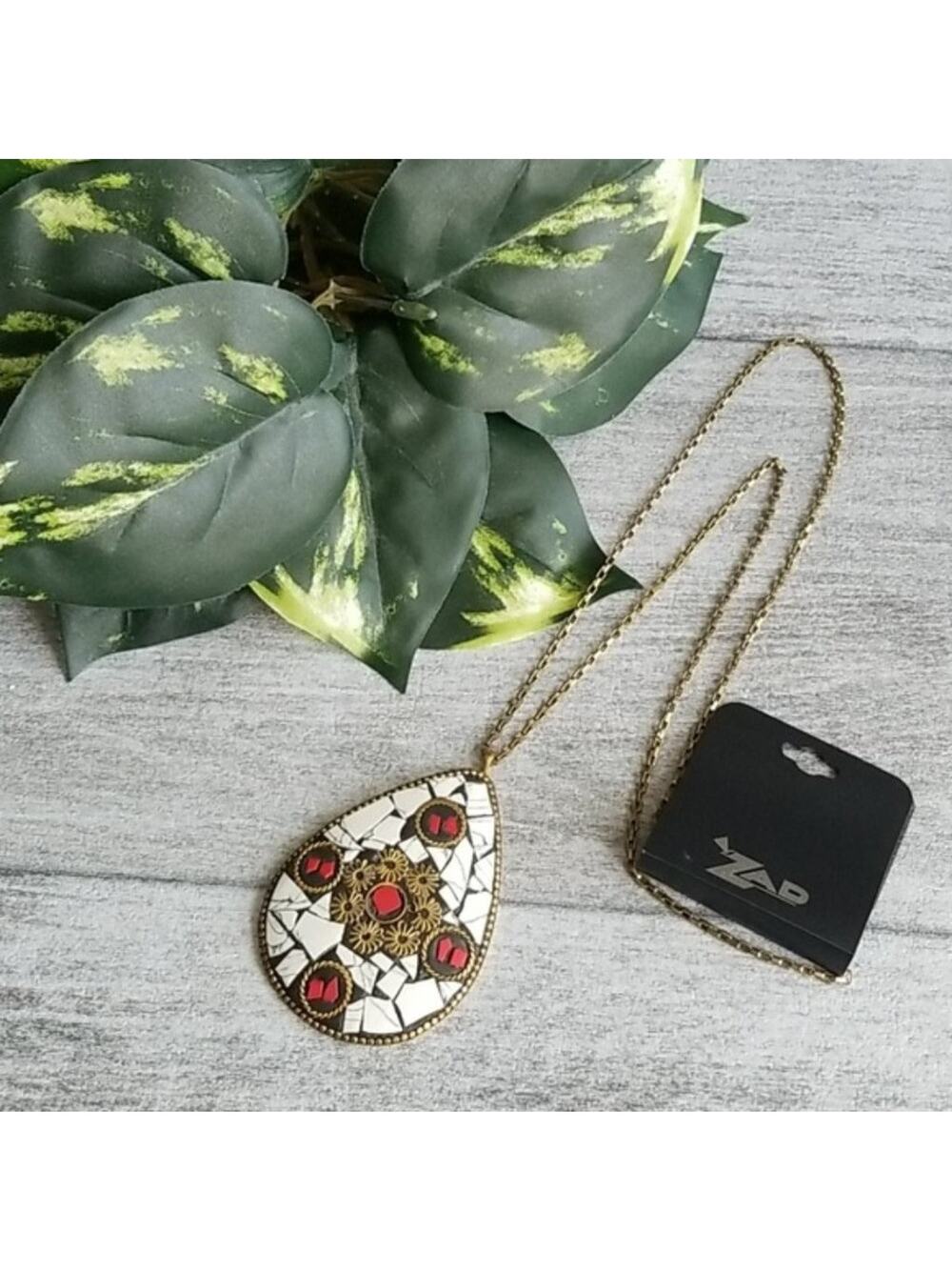 ZAD Long Stone Chip Teardrop Link Chain Necklace NEW